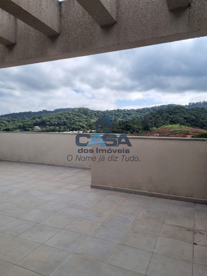 Apartamento Cobertura no Condomínio Bella Milão.