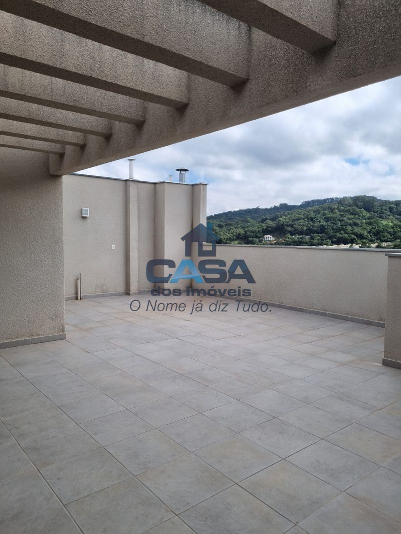Apartamento Cobertura no Condomínio Bella Milão.
