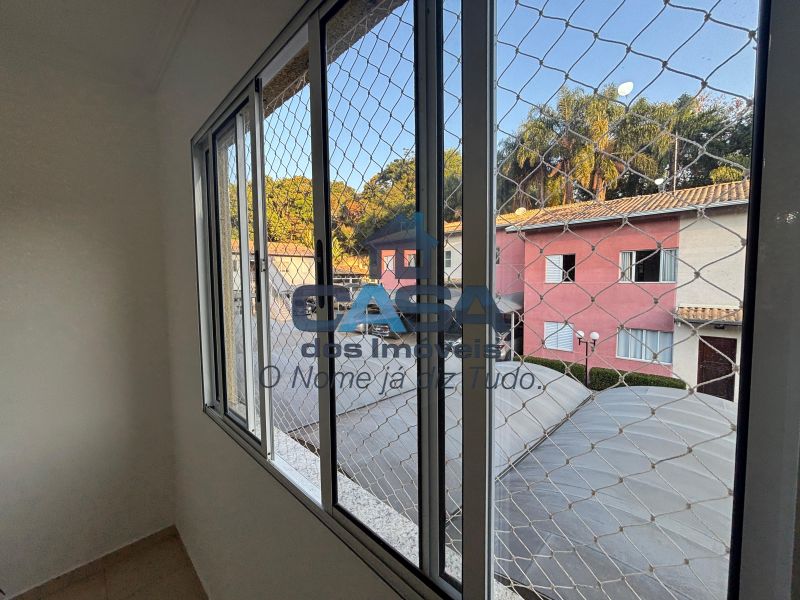 Casa em Condomínio!