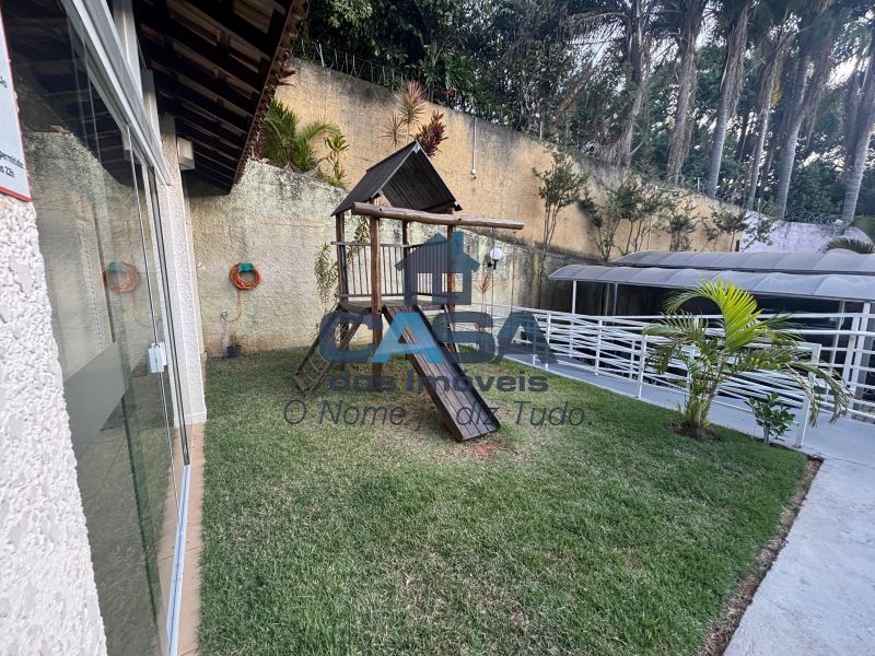 Casa em Condomínio!