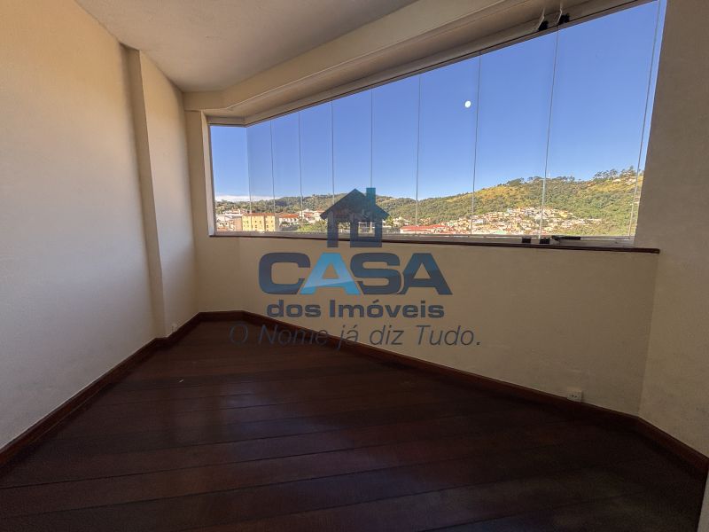 Excelente Apartamento com elevador | Centro