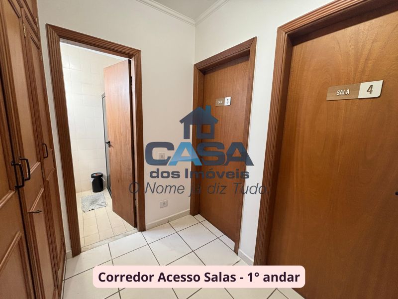 Sala Comercial N° 04 -  1° andar - Ayra Condomínio de Salas Comerciais