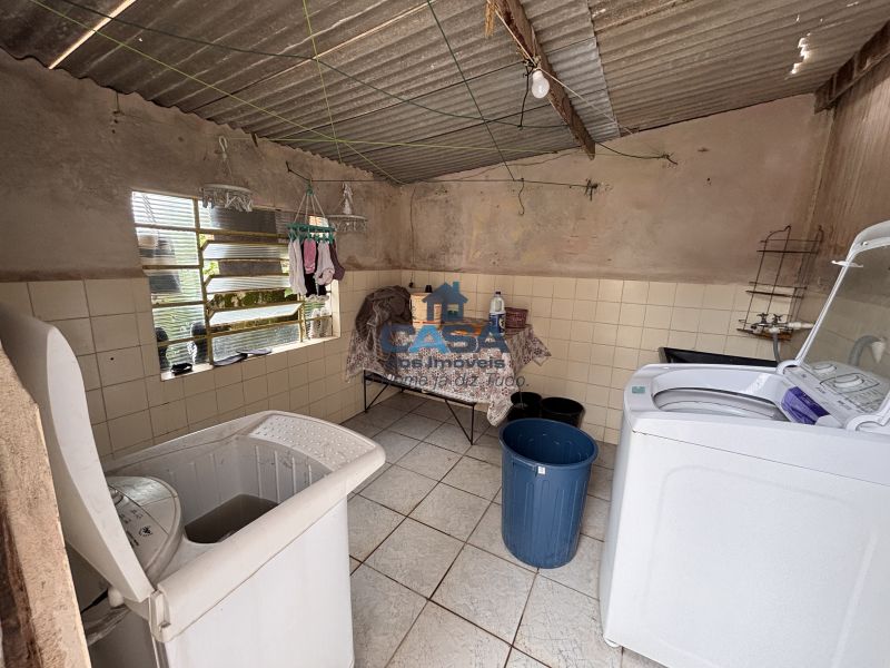 Ótima Casa com 3 dormitórios!