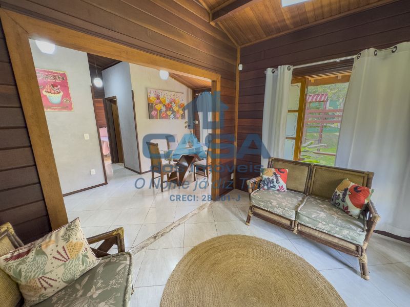 Maravilhosa chacrinha com piscina!