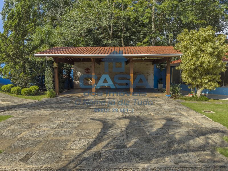 Maravilhosa chacrinha com piscina!