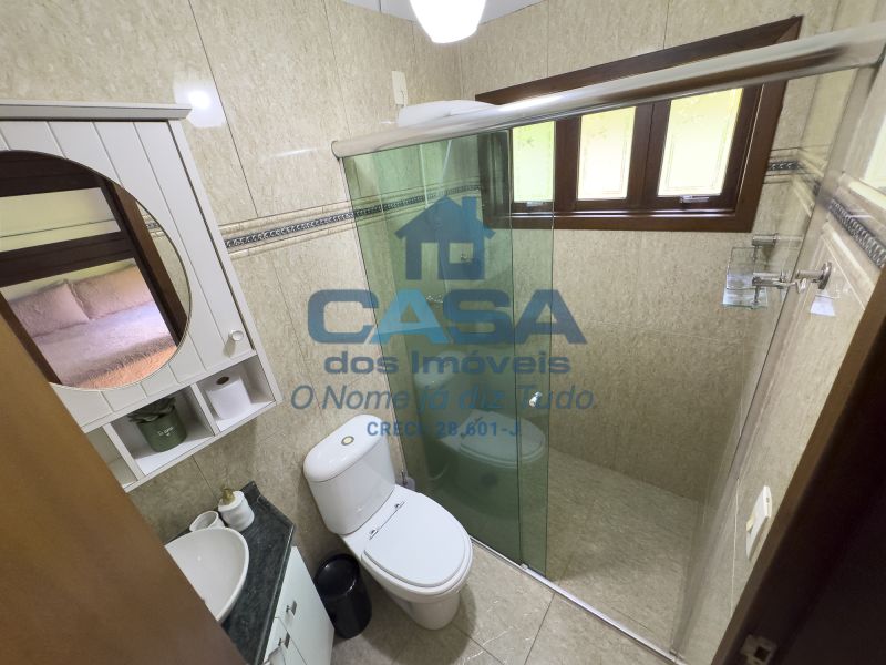 Maravilhosa chacrinha com piscina!