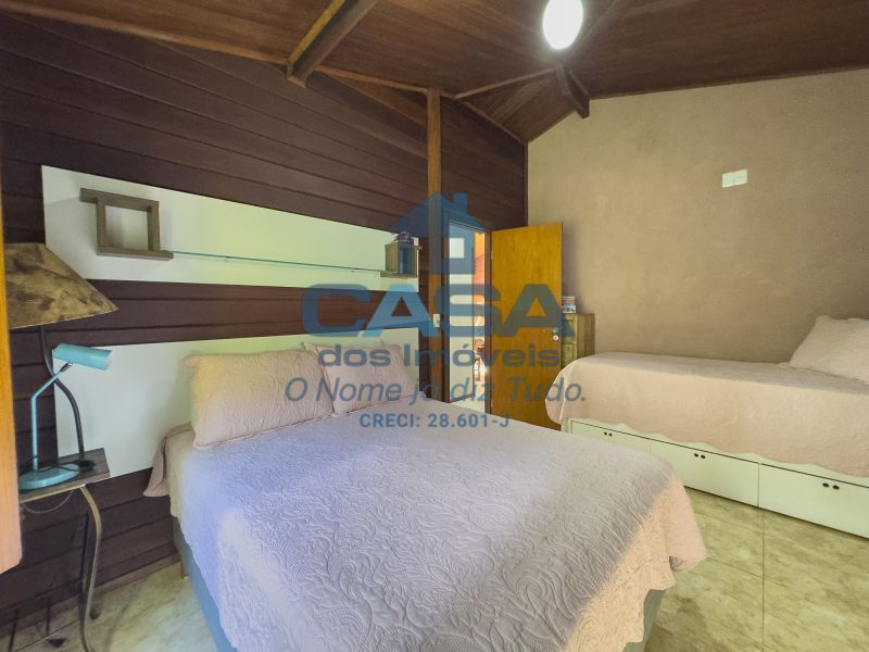 Maravilhosa chacrinha com piscina!