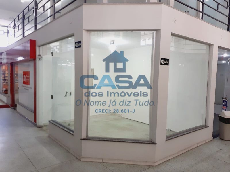 Excelente Loja N° 30 - Térrea - Galeria Raposão!