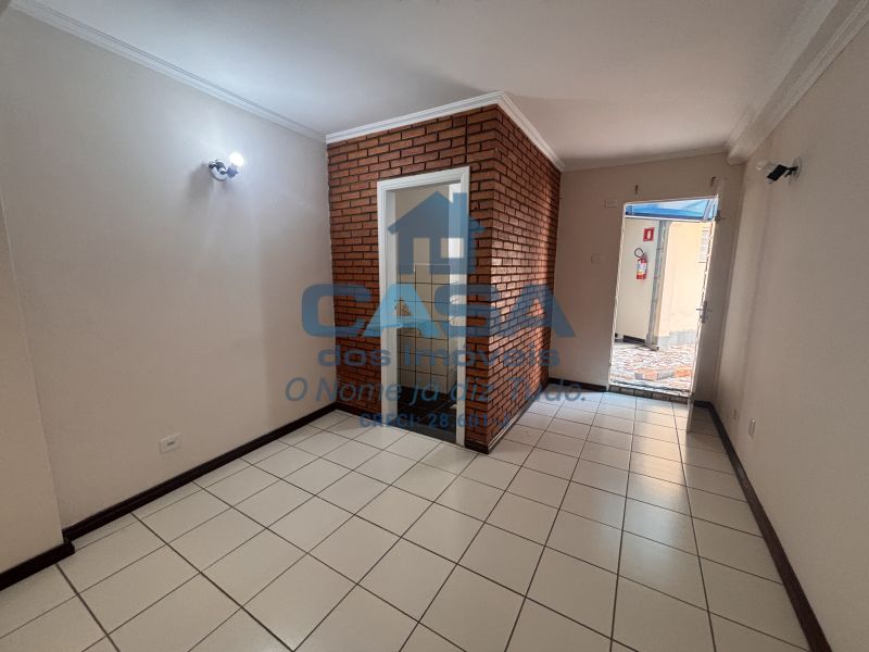 Ponto Comercial no Centro de São Roque!