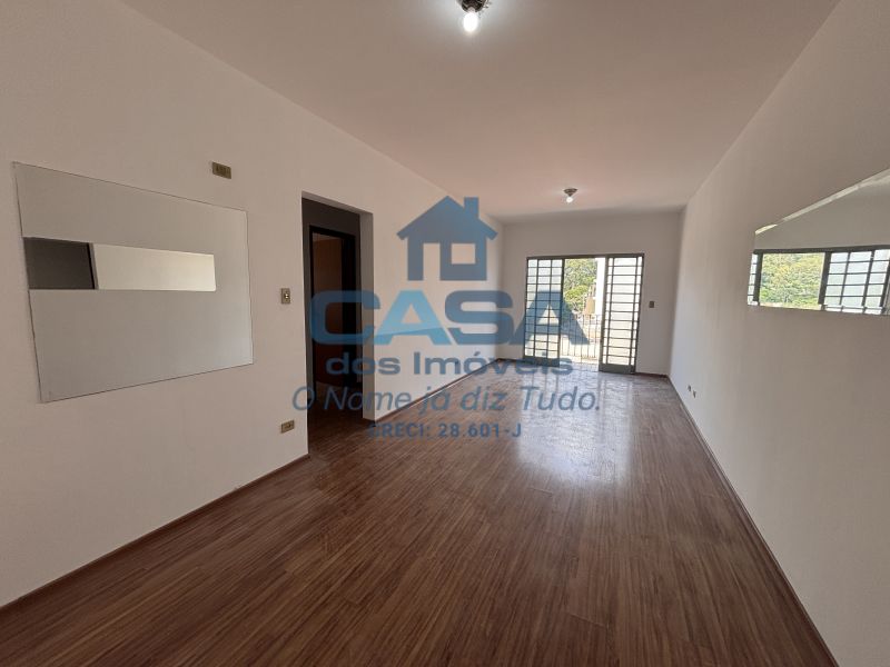 Apartamento Amplo no Centro! 