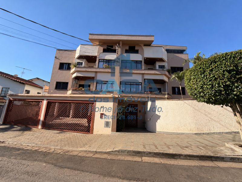 Belíssimo Duplex com terraço no Jardim Flórida!