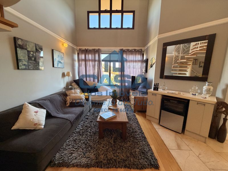 Belíssimo Duplex com terraço no Jardim Flórida!