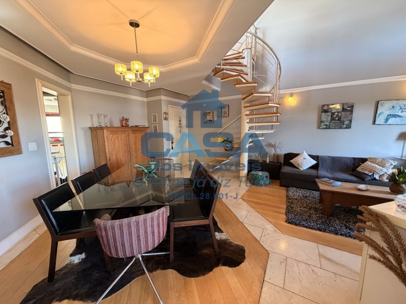 Belíssimo Duplex com terraço no Jardim Flórida!