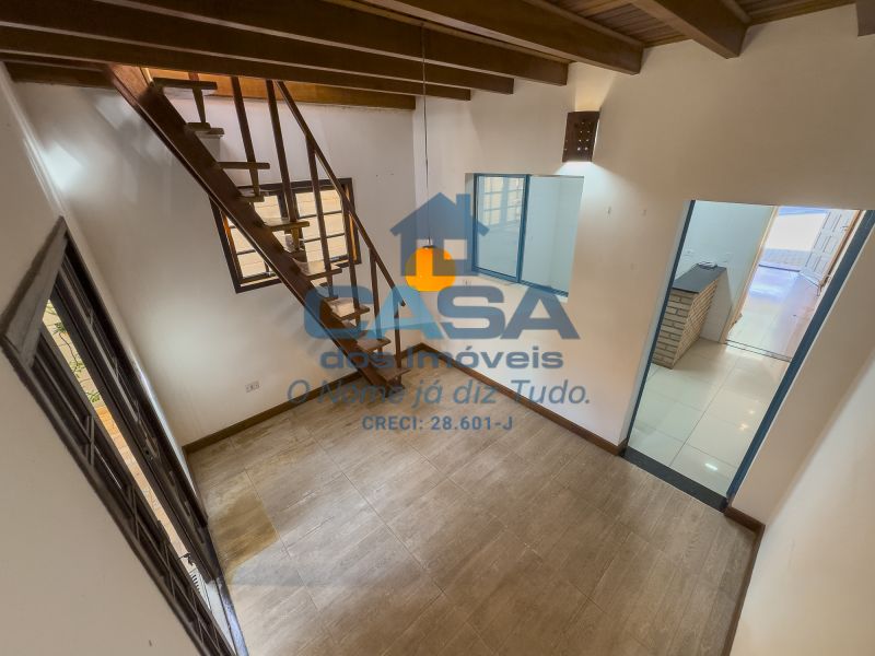 Linda Casa em Condomínio com Área Gourmet e Vista para Montanha