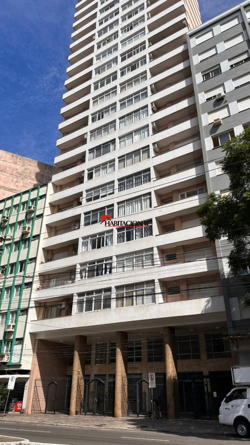 Apto 2 quartos  no bairro CENTRO HISTÓRICO