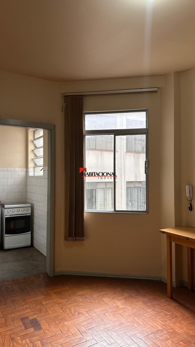 Kit / JK 1 quarto  no bairro CENTRO HISTÓRICO