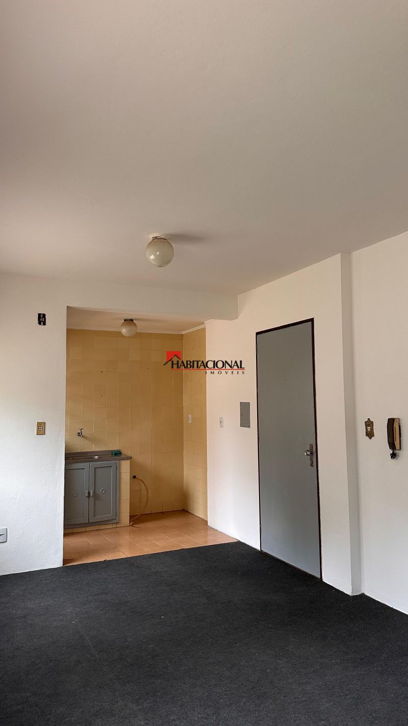 Kit / JK 1 quarto  no bairro FLORESTA