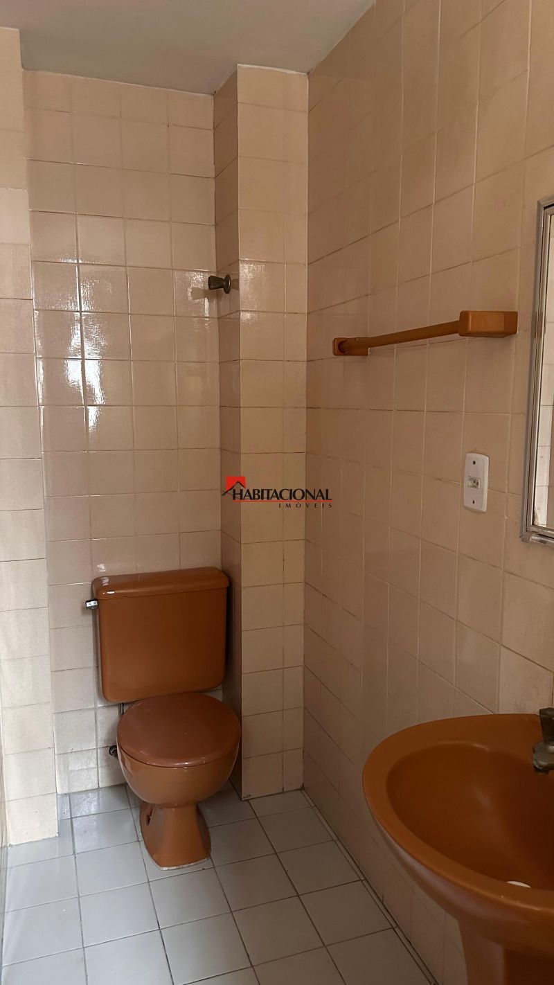 Kit / JK 1 quarto  no bairro FLORESTA