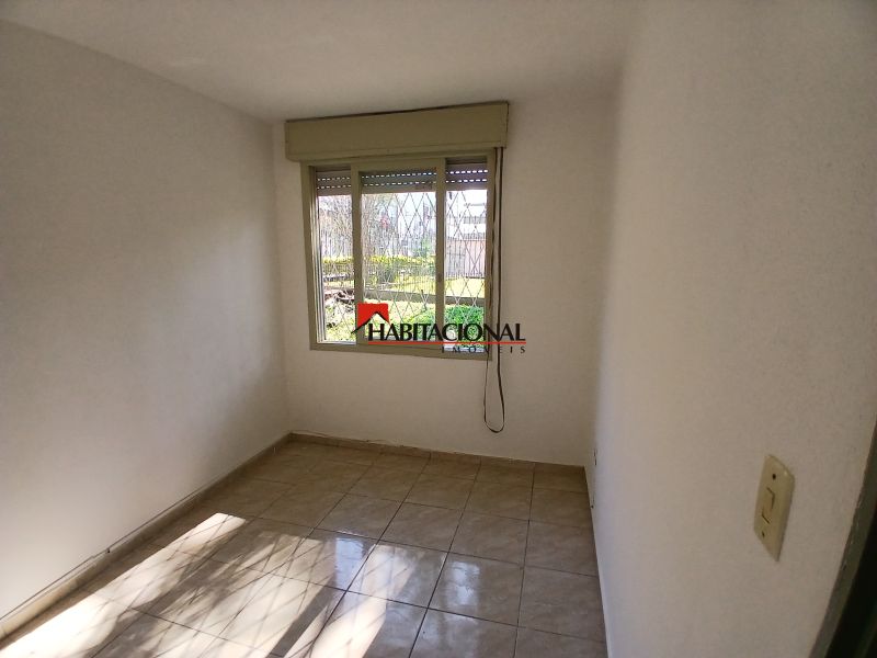 Apto 2 quartos  no bairro CAVALHADA