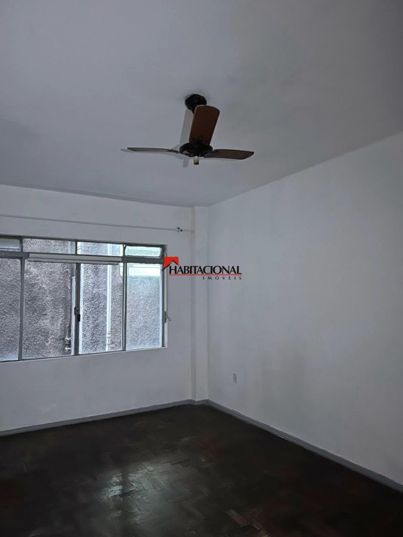Kit / JK 1 quarto  no bairro CENTRO HISTÓRICO