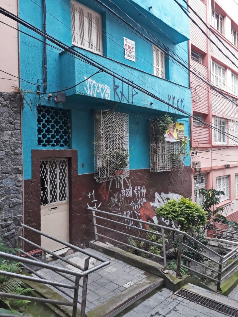 Apto 2 quartos  no bairro CENTRO HISTÓRICO