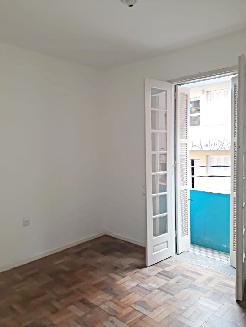 Apto 2 quartos  no bairro CENTRO HISTÓRICO