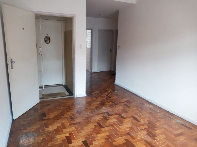 Apto 2 quartos  no bairro SANTO ANTONIO