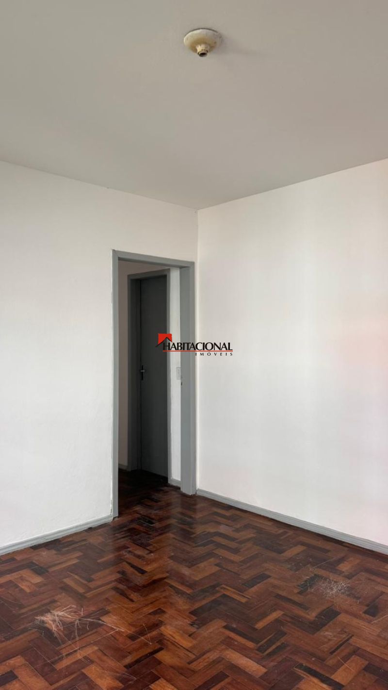 Apto 4 quartos  no bairro CRISTAL