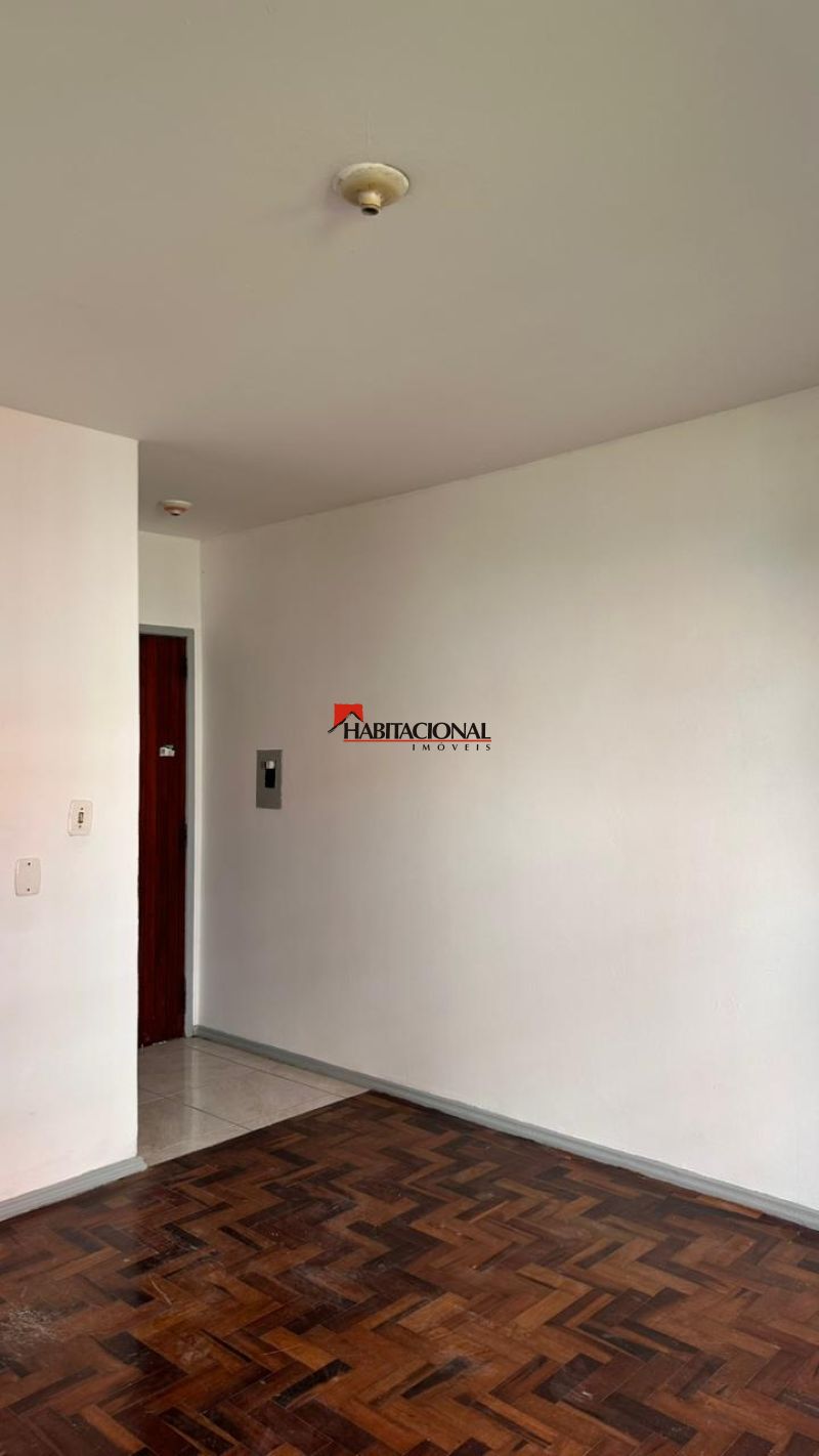 Apto 4 quartos  no bairro CRISTAL