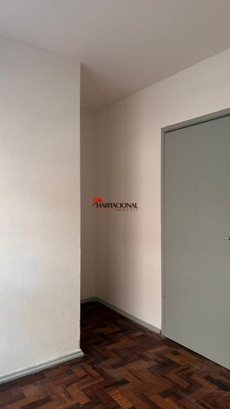 Apto 4 quartos  no bairro CRISTAL