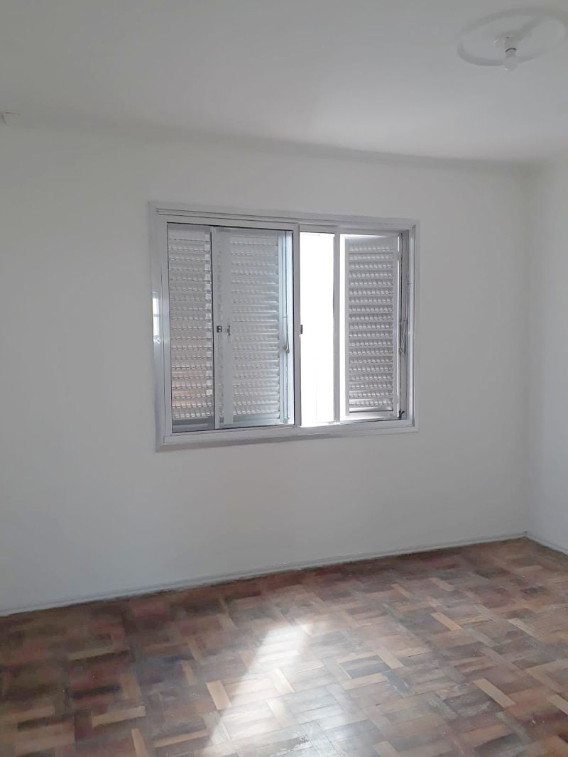 Apto 2 quartos  no bairro MENINO DEUS