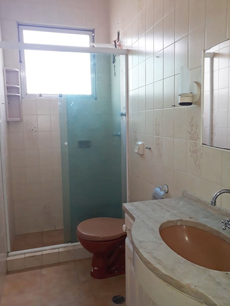 Apto 2 quartos  no bairro MENINO DEUS