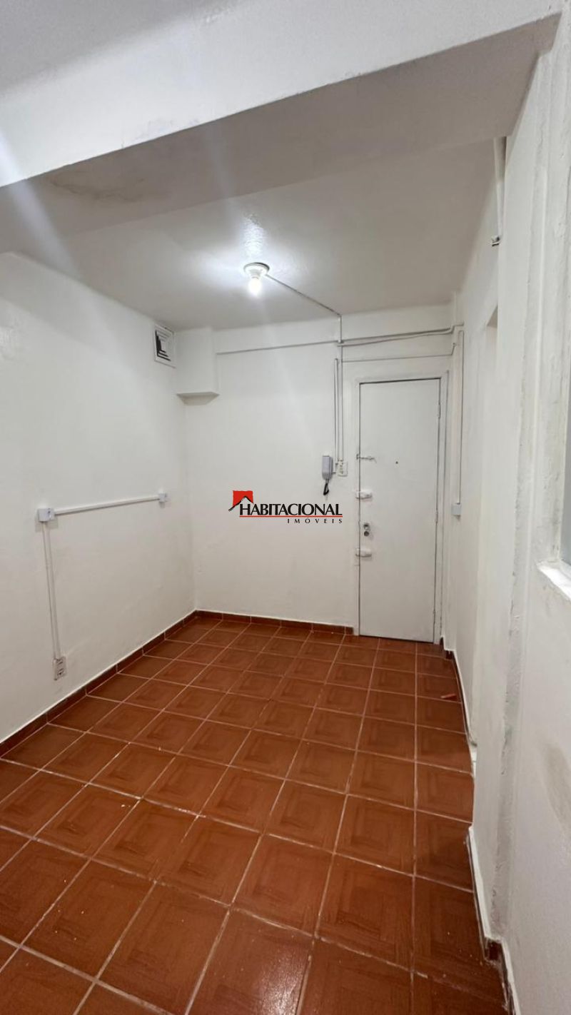 Kit / JK 1 quarto  no bairro FLORESTA