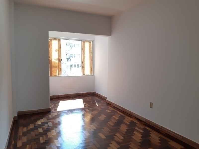 Apto 3 quartos  no bairro CENTRO HISTÓRICO