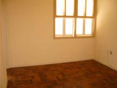 Apto 2 quartos  no bairro MENINO DEUS