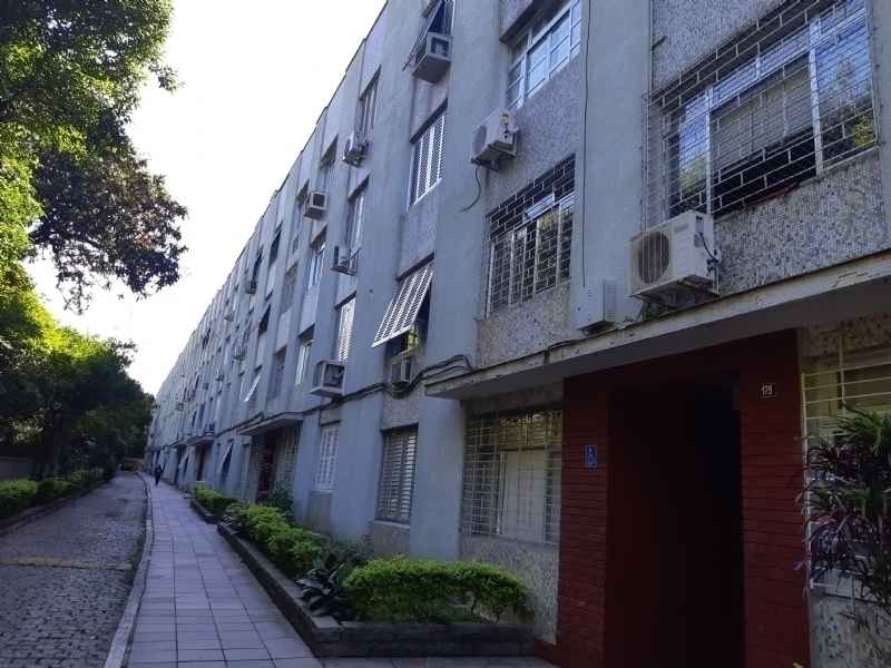 Apto 2 quartos  no bairro MEDIANEIRA