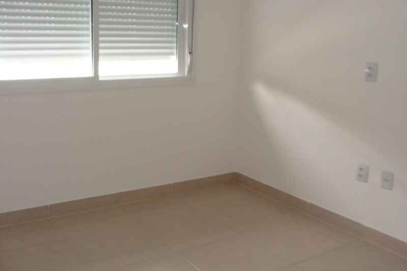 Apto 2 quartos  no bairro MEDIANEIRA