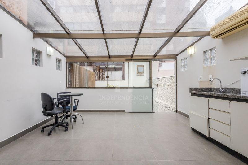 LOJA COMERCIAL no bairro MENINO DEUS em PORTO ALEGRE