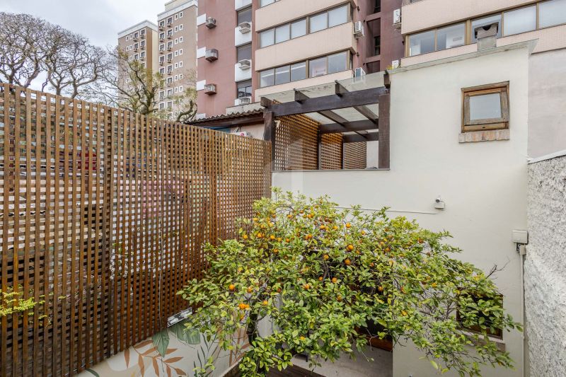 LOJA COMERCIAL no bairro MENINO DEUS em PORTO ALEGRE