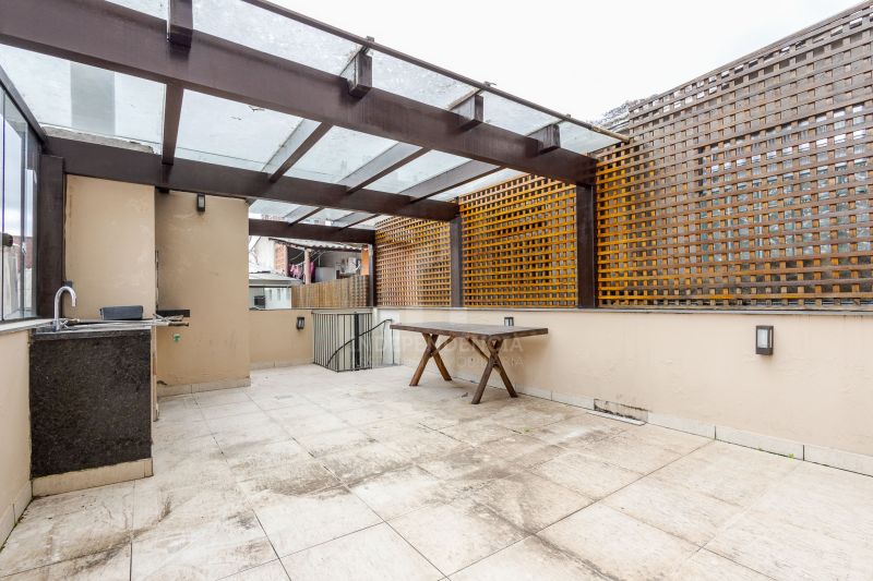 LOJA COMERCIAL no bairro MENINO DEUS em PORTO ALEGRE