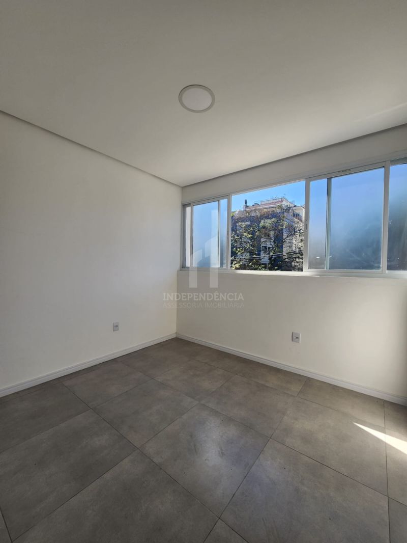 APARTAMENTO 2 quartos  no bairro SANTA CECÍLIA em PORTO ALEGRE