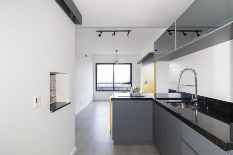 APARTAMENTO 1 quarto  no bairro AZENHA em PORTO ALEGRE