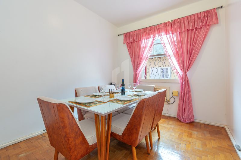 CASA 4 quartos  no bairro SANTA TEREZA em PORTO ALEGRE