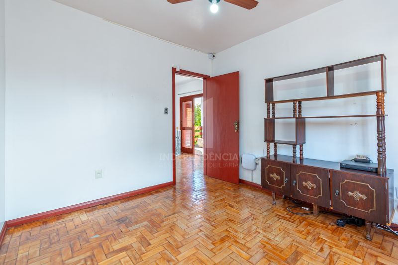 CASA 4 quartos  no bairro SANTA TEREZA em PORTO ALEGRE