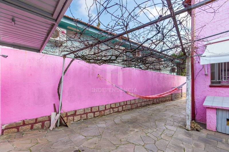 CASA 4 quartos  no bairro SANTA TEREZA em PORTO ALEGRE