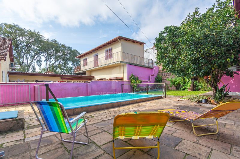 CASA 4 quartos  no bairro SANTA TEREZA em PORTO ALEGRE