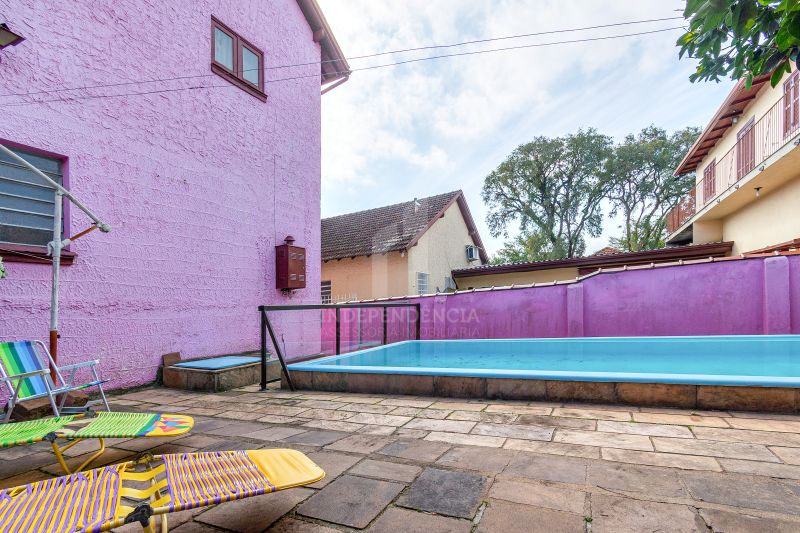 CASA 4 quartos  no bairro SANTA TEREZA em PORTO ALEGRE