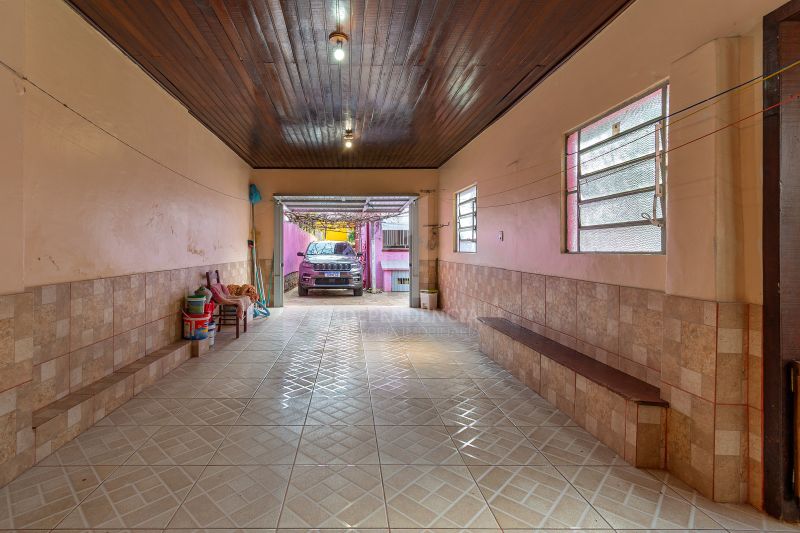 CASA 4 quartos  no bairro SANTA TEREZA em PORTO ALEGRE