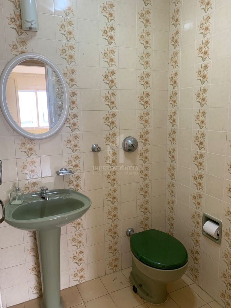 APARTAMENTO 3 quartos  no bairro SANTA CECÍLIA em PORTO ALEGRE