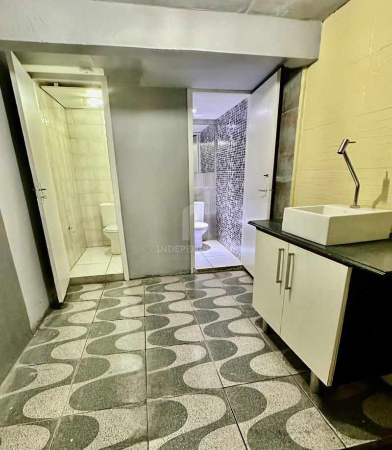 LOJA COMERCIAL no bairro VILA JARDIM em PORTO ALEGRE